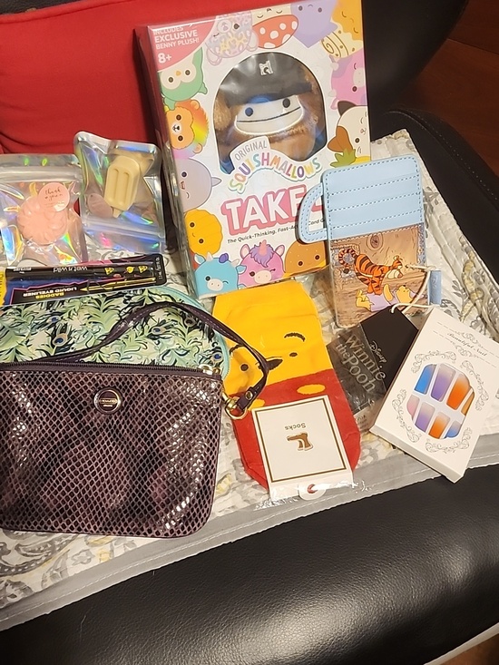 Disney Accessories - Disney Winnie the Pooh Card Wallet  Sox And Everything Else